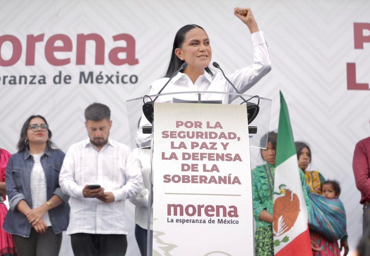 Montiel Reyes encabezó el mitin en contra de Maru Campos en Chihuahua. | Foto: Ariel Ojeda