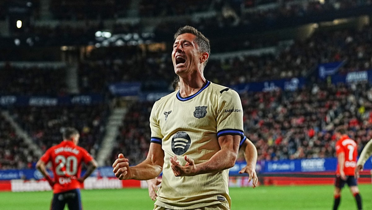 Robert Lewandowski confirma que saldrá el Barcelona a final de temporada (AP)