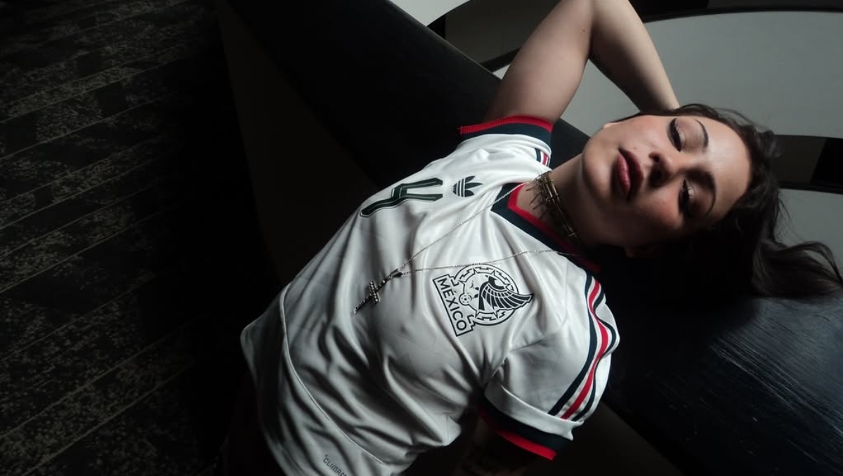 La cantante  EMJAY  se hizo tendencia por su acción en el festival | Foto: Instagram