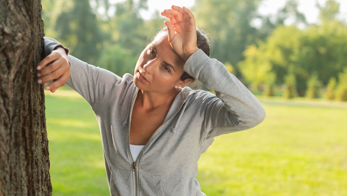 El aumento de las temperaturas en México afecta al corazón. De acuerdo con Cleveland Clinic, estos son los factores de riesgo y los síntomas de alerta.