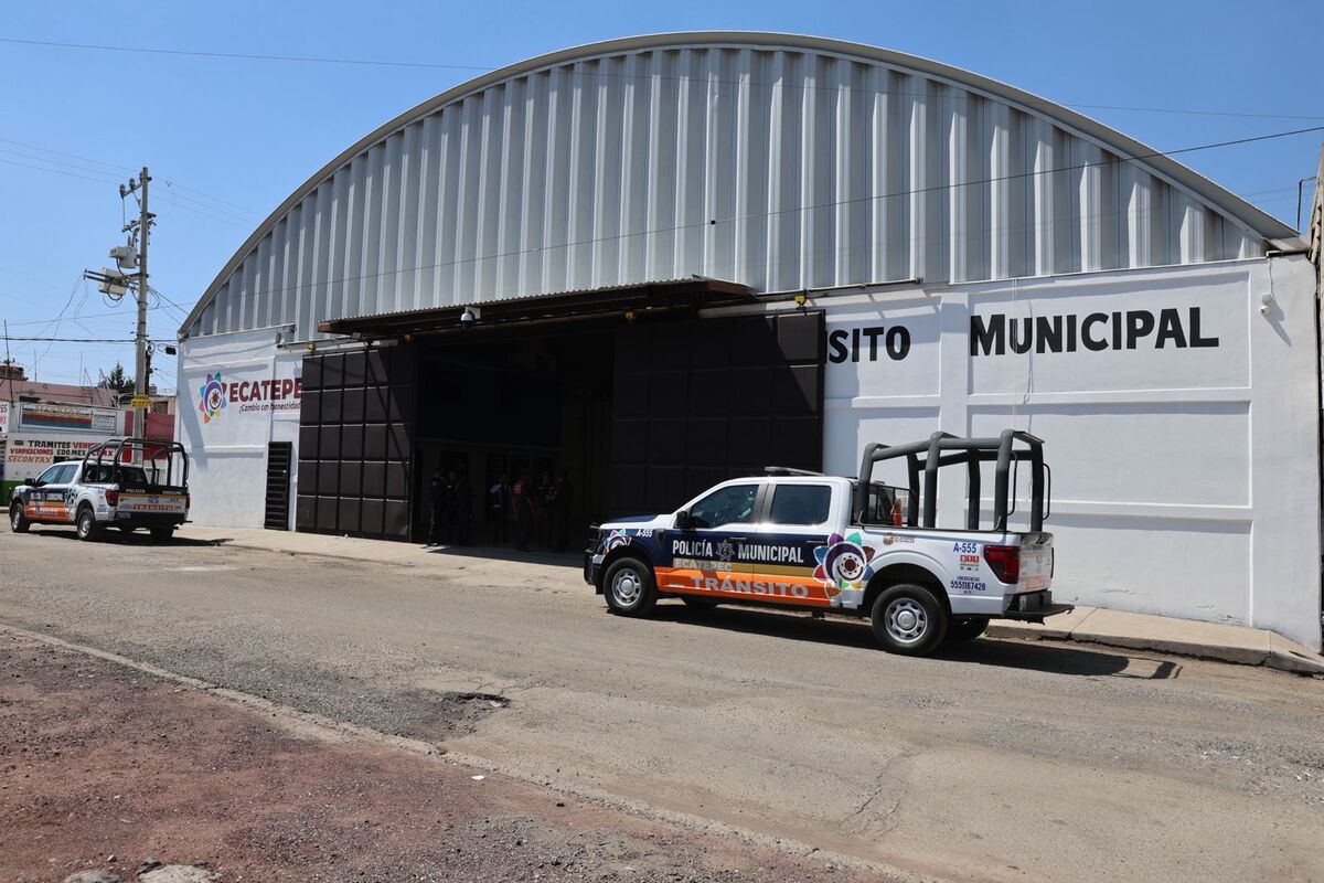 Ecatepec habilita corralón y grúa sin costo para motocicletas infractoras. | Especial