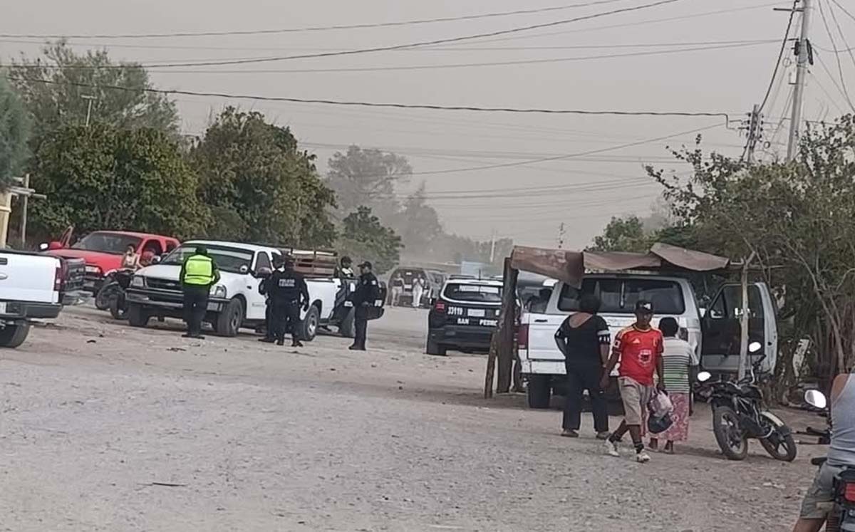 El conductor de la camioneta quedó detenido. | Foto: Especial