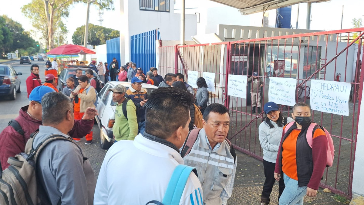 Manifestación de trabajadores de OOSL en Puebla | Especial
