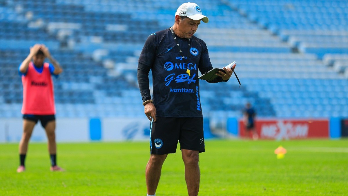 Marco Antonio "Chima" Ruiz ya trabaja con la Jaiba Brava para el juego de Campeón de Campeones.