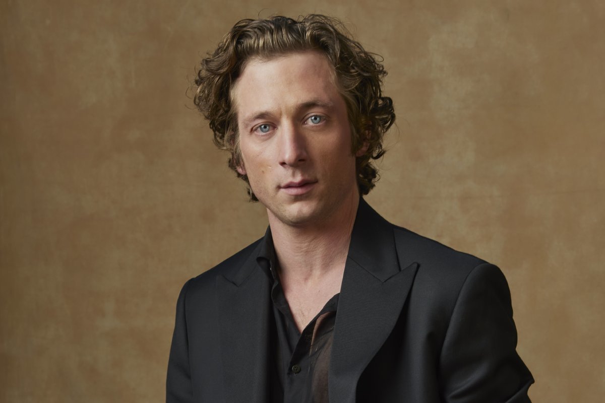 ¿Qué personaje hará Jeremy Allen White en 'The Mandalorian'?