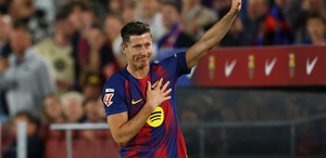 Robert Lewandowski se mostró emocionado en su último partido en el Camp Nou, asegurando que fue un honor jugar para el Barcelona.
