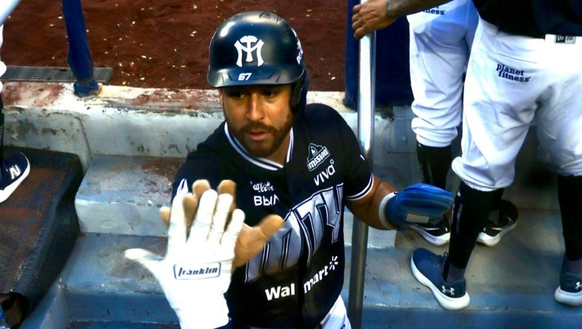 Sultanes de Monterrey gana juego dominical ante los Algodoneros (Roberto Alanis)