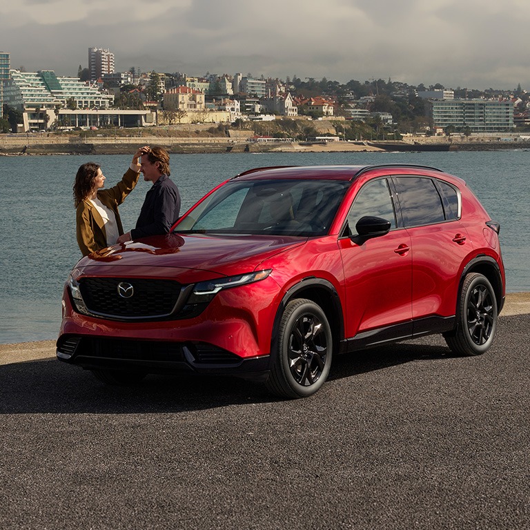 El Mazda CX-5 se coloca como uno de los vehículos del segmento de las SUV más fuertes del segmento. | @mazda