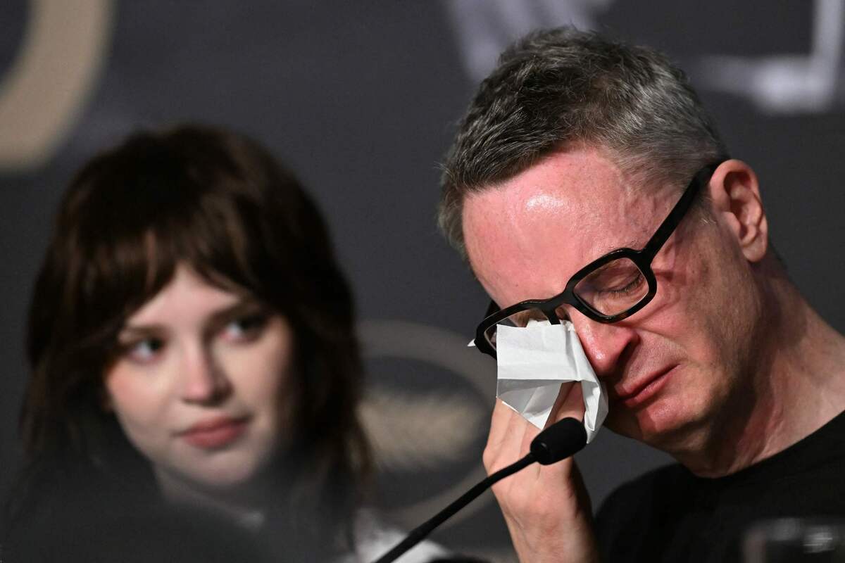 Nicolas Winding Refn llora en Cannes al hablar de su muerte clínica