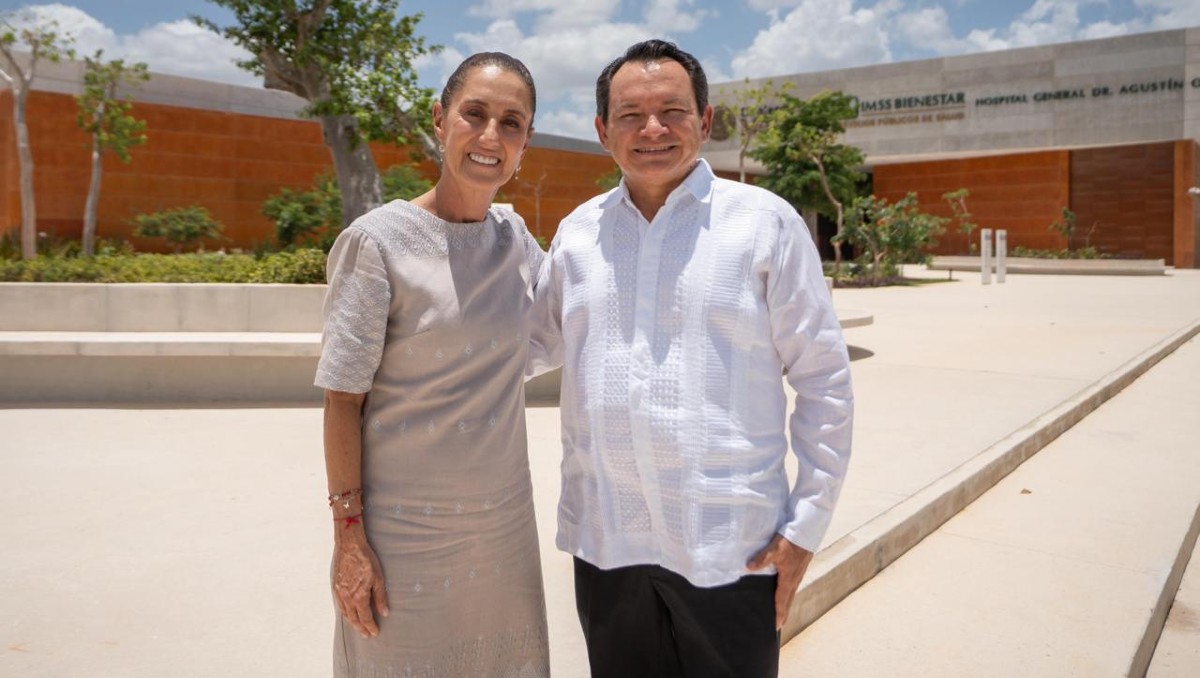 La presidenta Sheinbaum acompañó al gobernador en la apertura del centro médico | Foto: Especial
