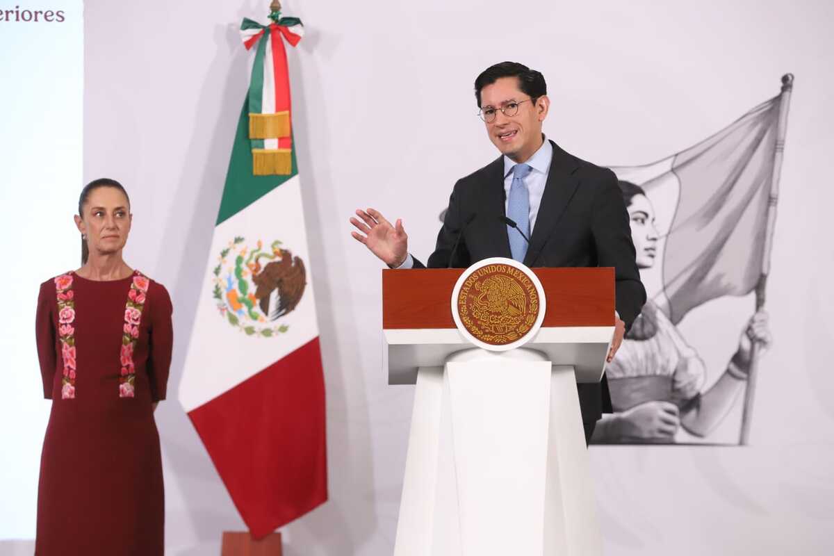 Roberto Velasco señaló los acuerdo esperados de la cumbre México-UE. | Foto: Jesús Quintanar