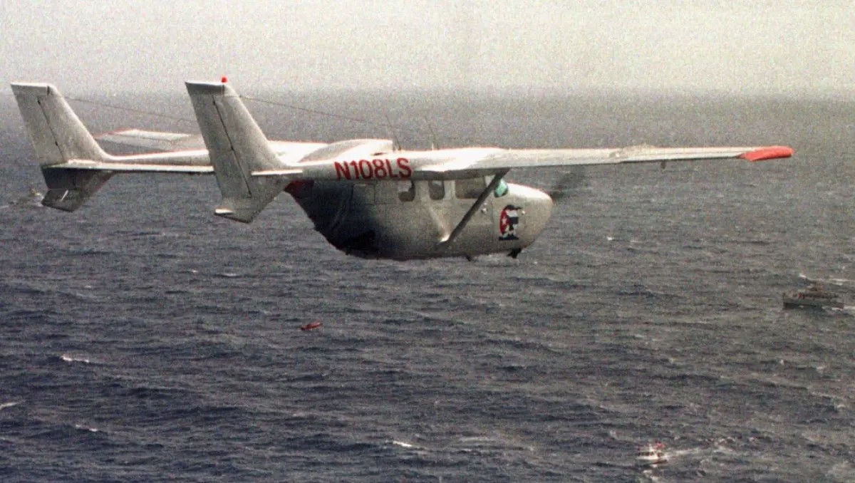 Acusación contra Raúl Castro coincide con oferta de ayuda humanitaria a Cuba | Foto: AP (Archivo)