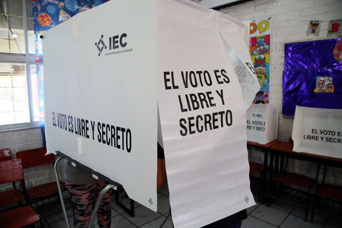 Más de 30 asociaciones y cámaras de La Laguna promueven la participación ciudadana rumbo a las elecciones del 7 de junio.| Martín Piña.