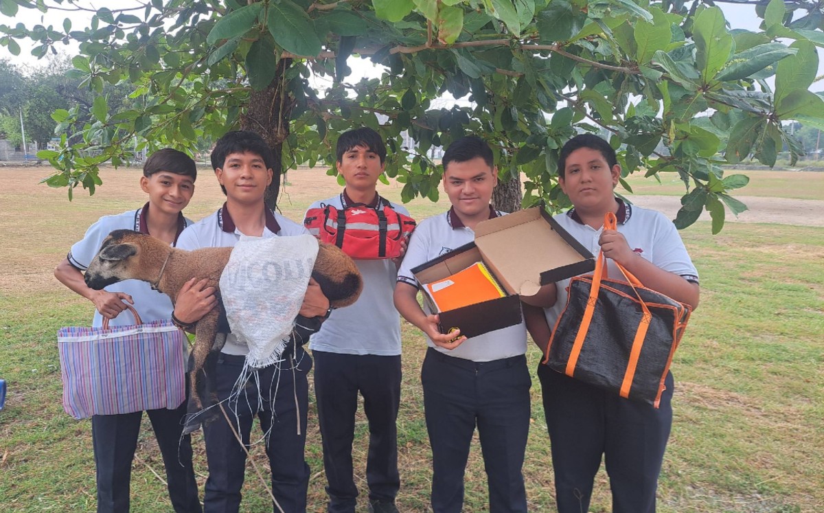 Estudiantes del Cbtis 98 en Tamaulipas durante semana del estudiante. | Redes sociales