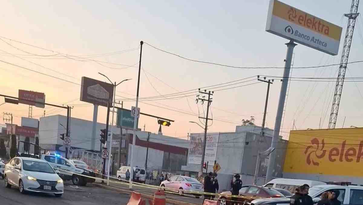 Accidente en calles del centro de Ixtapaluca dejó sin vida a un motociclista la mañana de este jueves. Foto: Especial