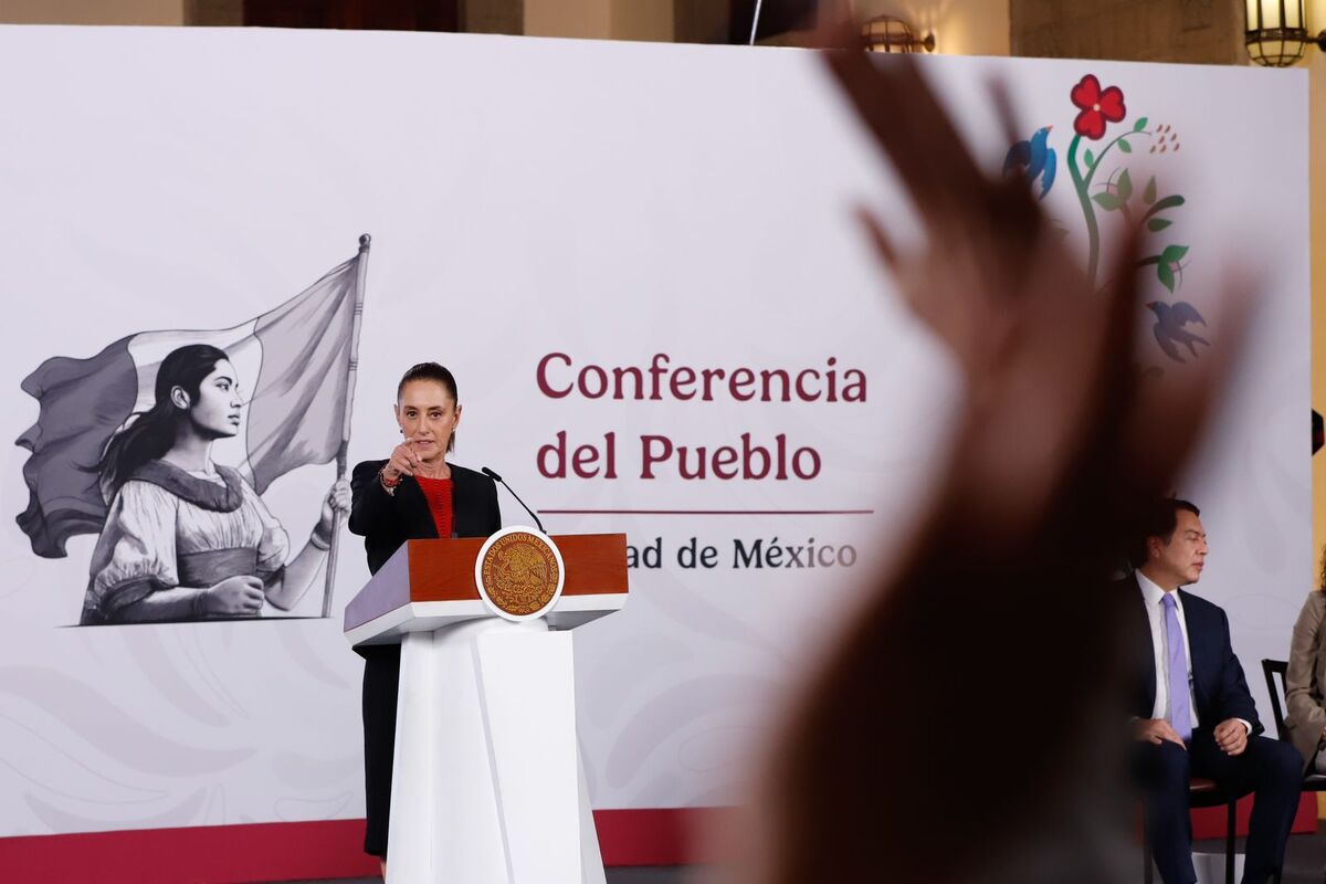 Gobierno mexicano analiza impacto de medida de Trump en remesas | Ariana Pérez
