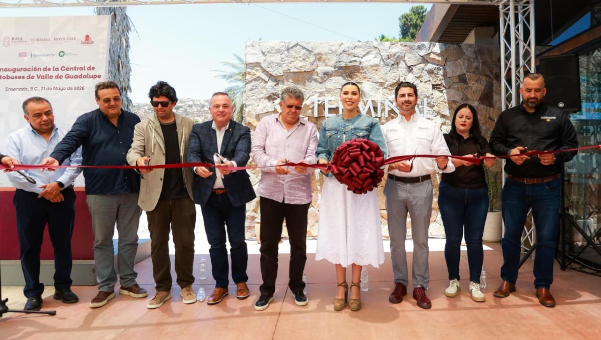 Fueron presentadas 10 unidades de transporte turístico en el Valle de Guadalupe. | Foto: Especial