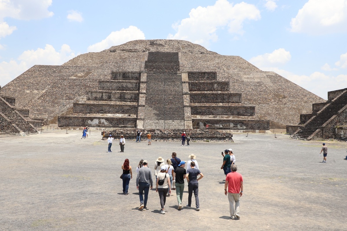 Puedes acudir de lunes a domingo a las pirámides de Teotihuacan. (Foto: Javier Ríos)