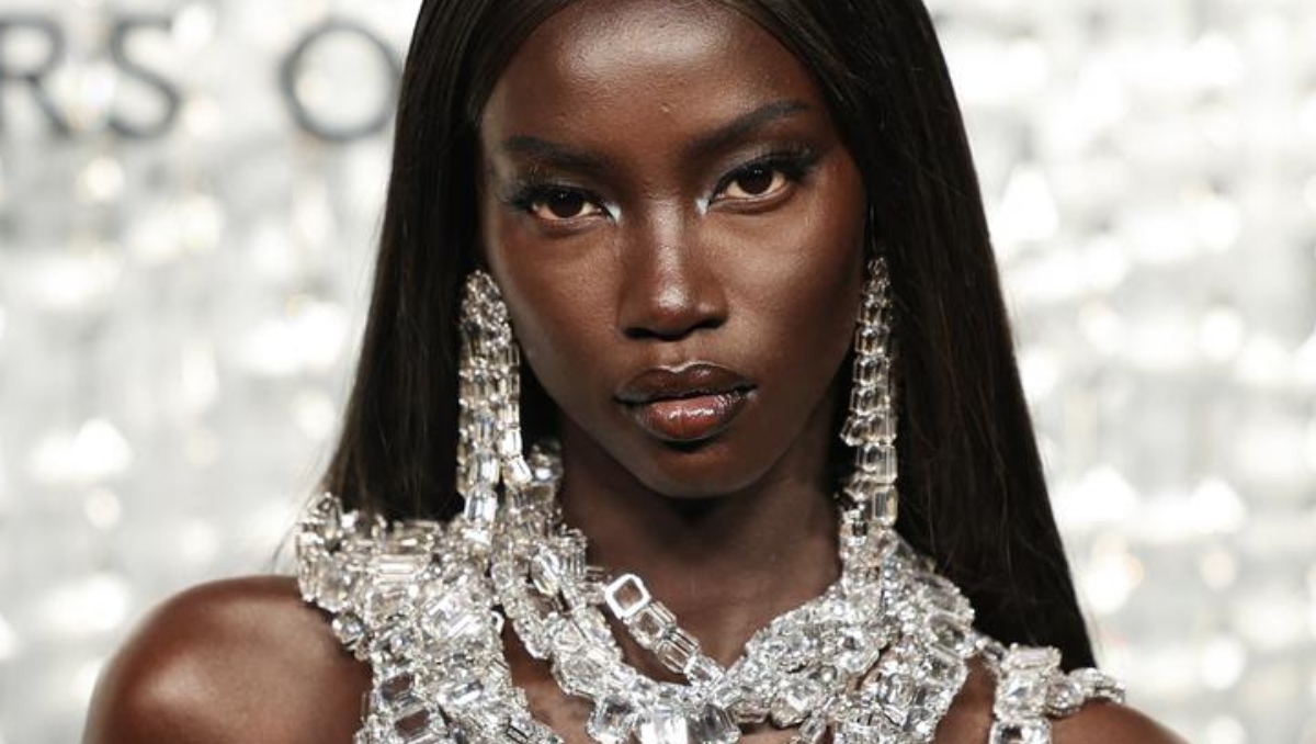 Anok Yai 'La Modelo del Año 2025' de acuerdo a los British Fashion Awards