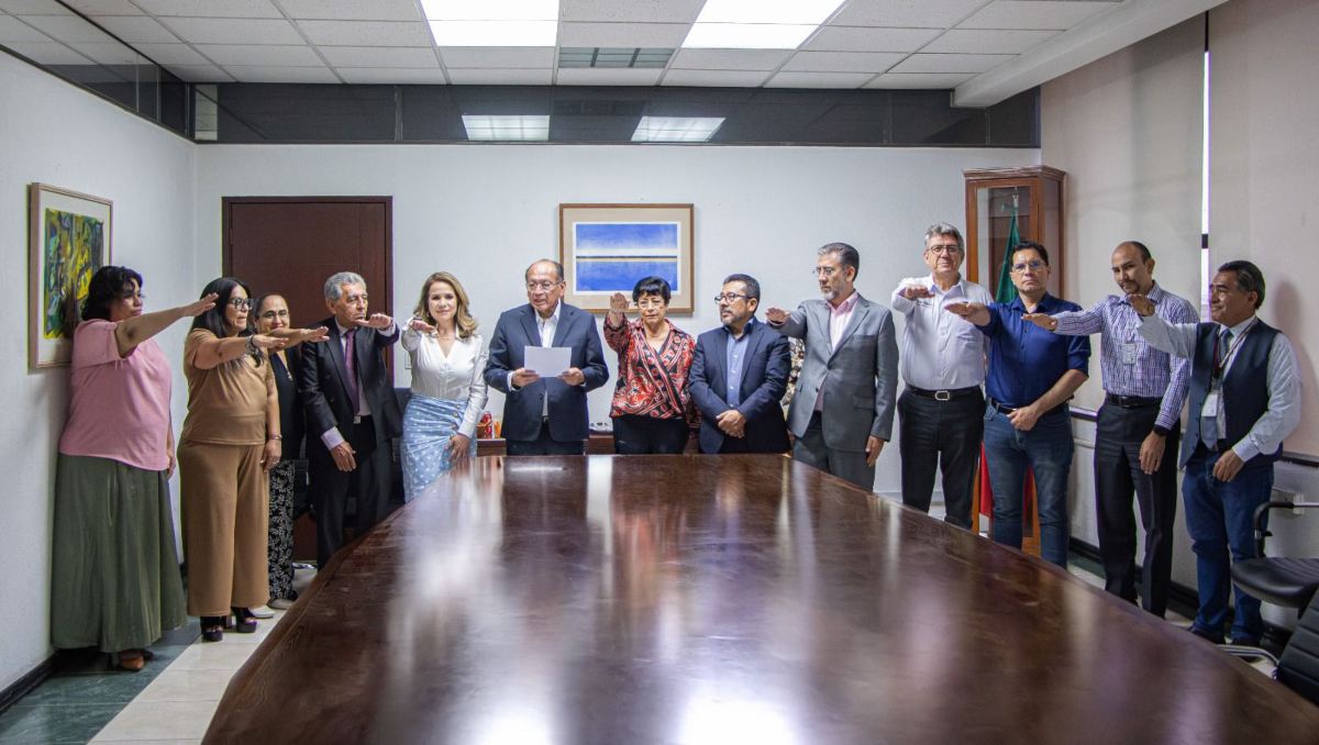 Define comité para brindar concesiones a transporte público en Puebla | Especial