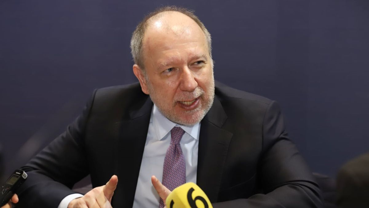 El ex diplomático refirió que la industria mexicana debe aprovechar las inversiones que vienen desde Estados Unidos. Luis Guerra