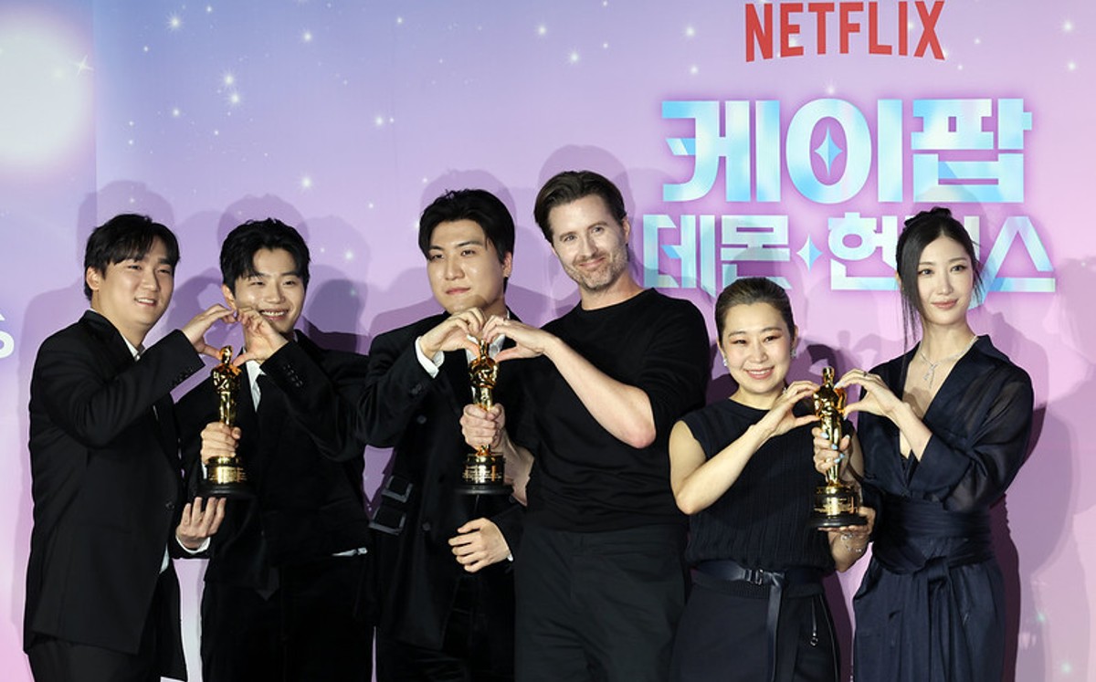 El equipo creativo de K-pop Demon Hunters tras su Oscar. FOTO: korea.net flickr