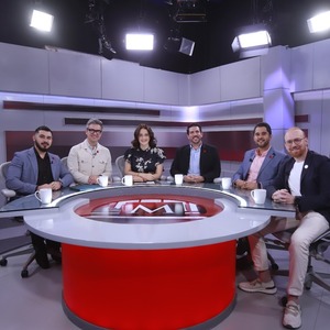 Foro Construyendo México, moderado por Regina Reyes-Heroles. JUAN CARLOS BAUTISTA