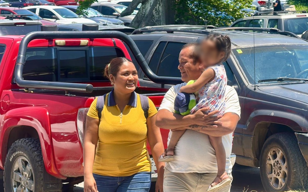 Madre recupera a su hija Sofia después de meses en Altamira. | Mario Juárez