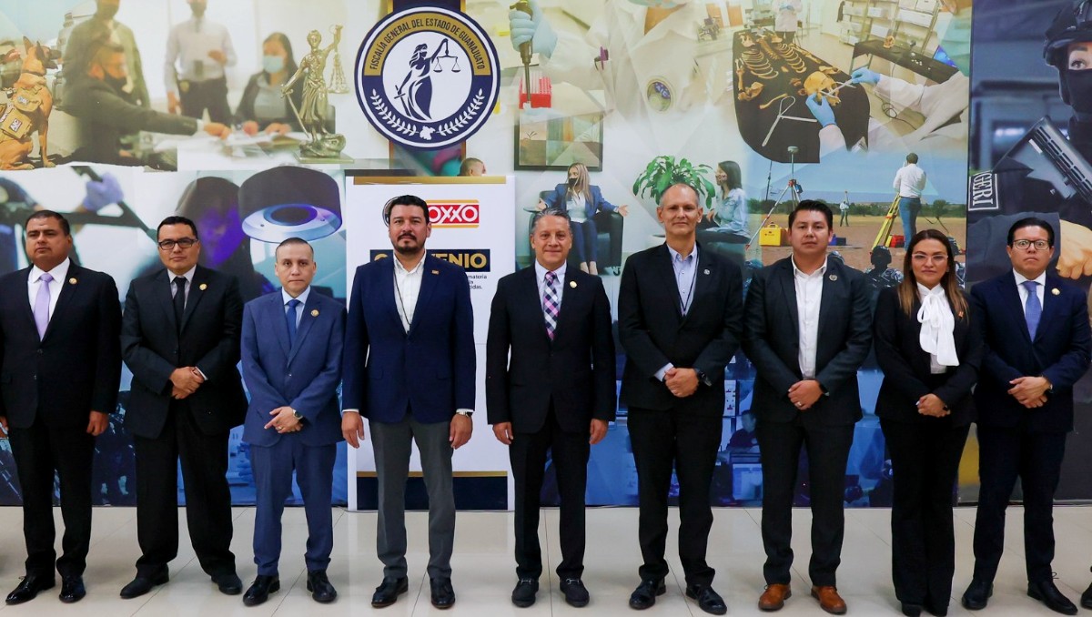 OXXO reconoce a Fiscalía de Guanajuato por procesos por terrorismo | Especial