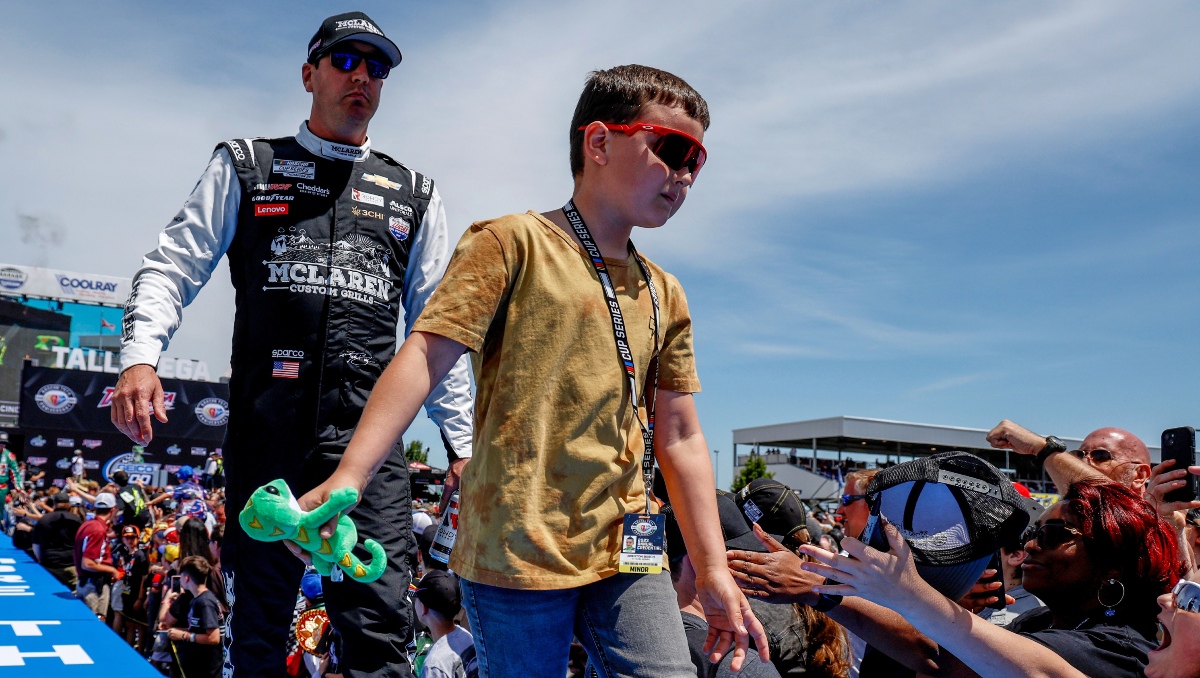 RCR retira el número del fallecido Kyle Busch y lo reserva para su hijo Brexton (Agencia AP)