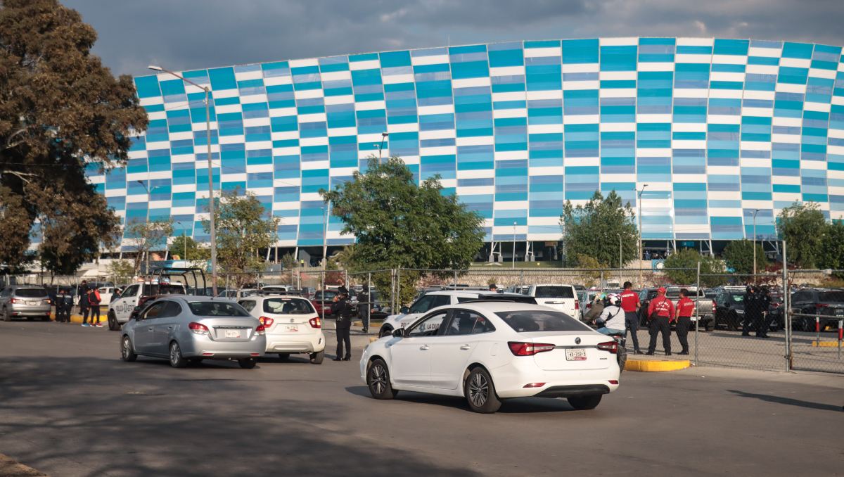 Refuerzan seguridad en Estadio Cuauhtémoc | Agencia EsImagen