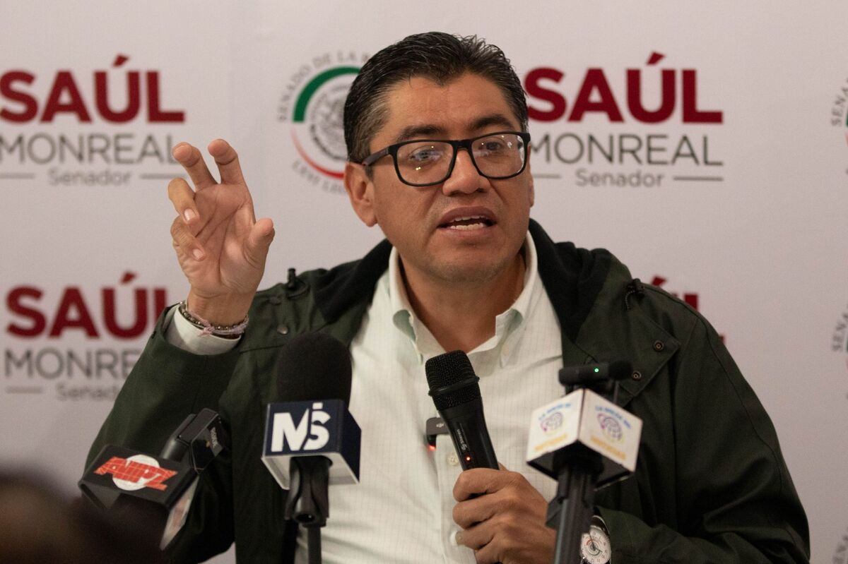 El senador afirmó que mantendrá su unidad con el partido y sus estatutos. | Foto: Cuartoscuro