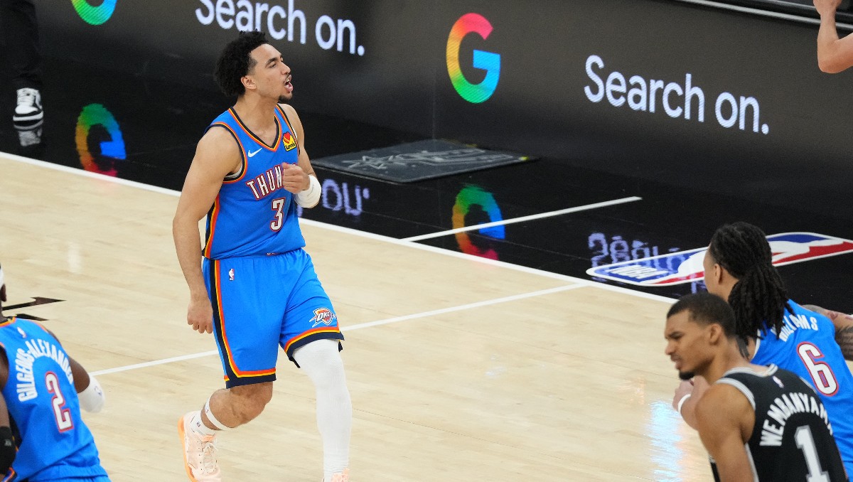 Thunder toma ventaja sobre Spurs en la Final del Oeste de los Playoffs de NBA (Reuters)