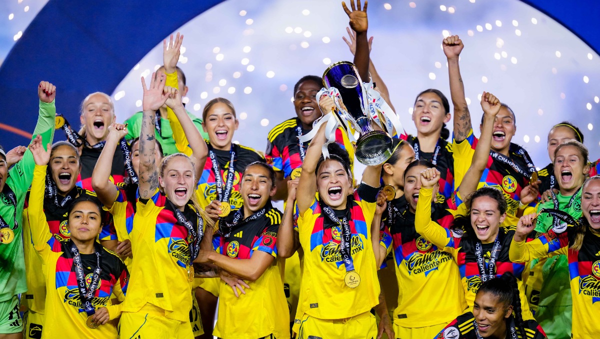 América levanta el título de la Concacaf W Champions Cup (Imago7)