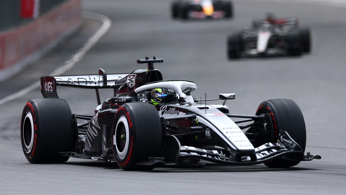 'Checo' Pérez roza el top 10 en la carrera sprint del GP de Canadá (AFP)