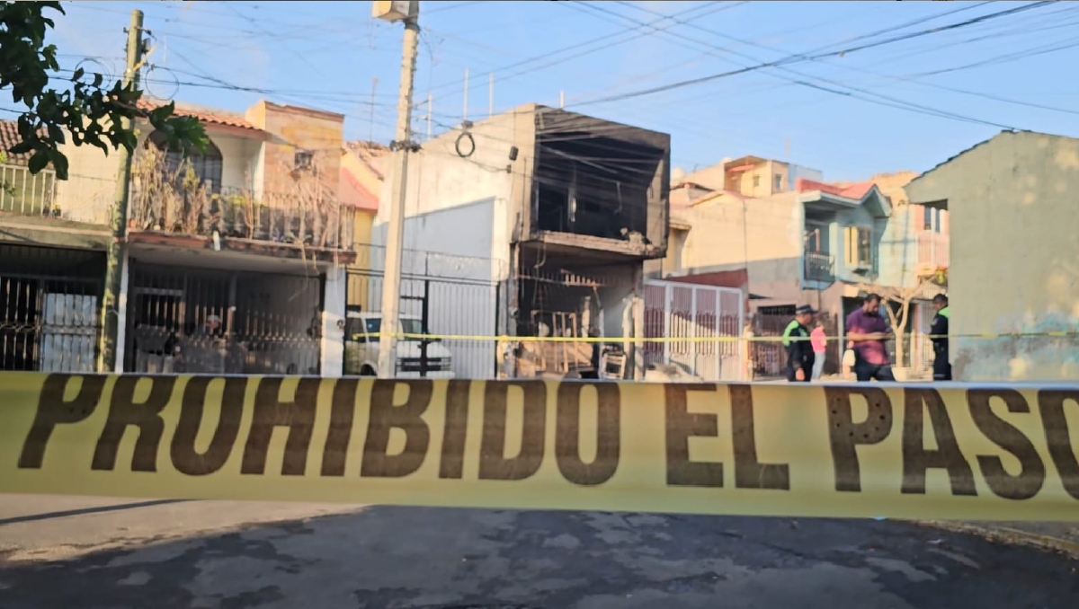 El siniestro ocurrió en una vivienda ubicada en los cruces de Loma Melaque y Loma Mixtla, en Loma Dorada (Foto: Juan Carlos Munguía)