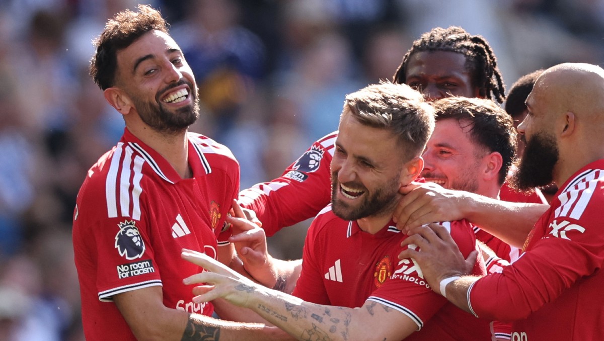Bruno Fernandes rompe el récord de asistencias en la Premier League en la goleada del Manchester United a Brighton (Reuters)