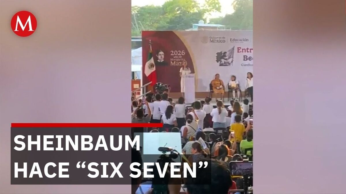 Presidenta Sheinbaum hace gesto Six Seven con estudiantes