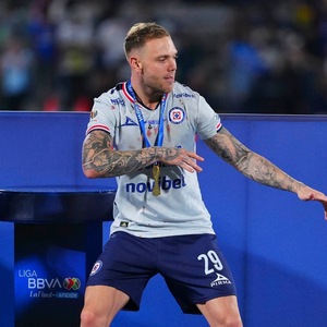 Rodolfo Rotondi expresó que el título de Cruz Azul le supo a revancha luego de recordar lo mal que la pasó, lo único que le quedó fue trabajar.