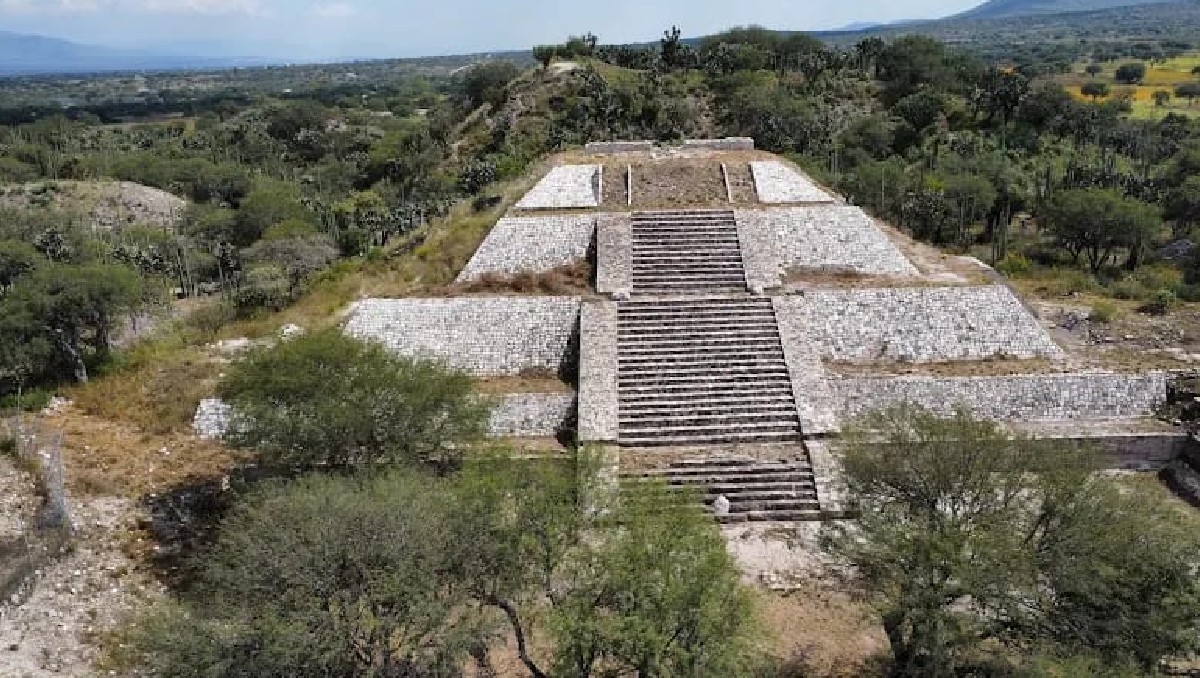 Zona Arqueológica de “Teteles de Santo Nombre”  | Especial