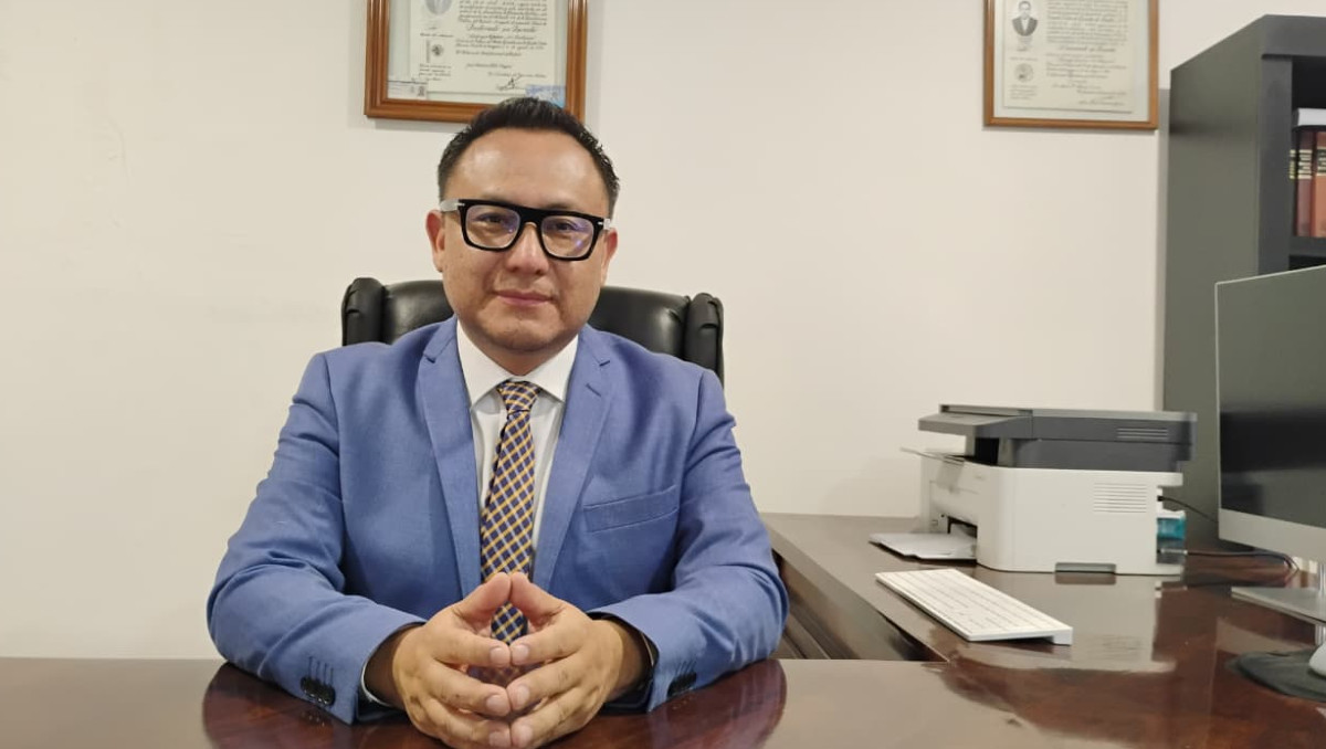 Alberto Zenteno, abogado y doctor en Derecho | Nancy Camacho