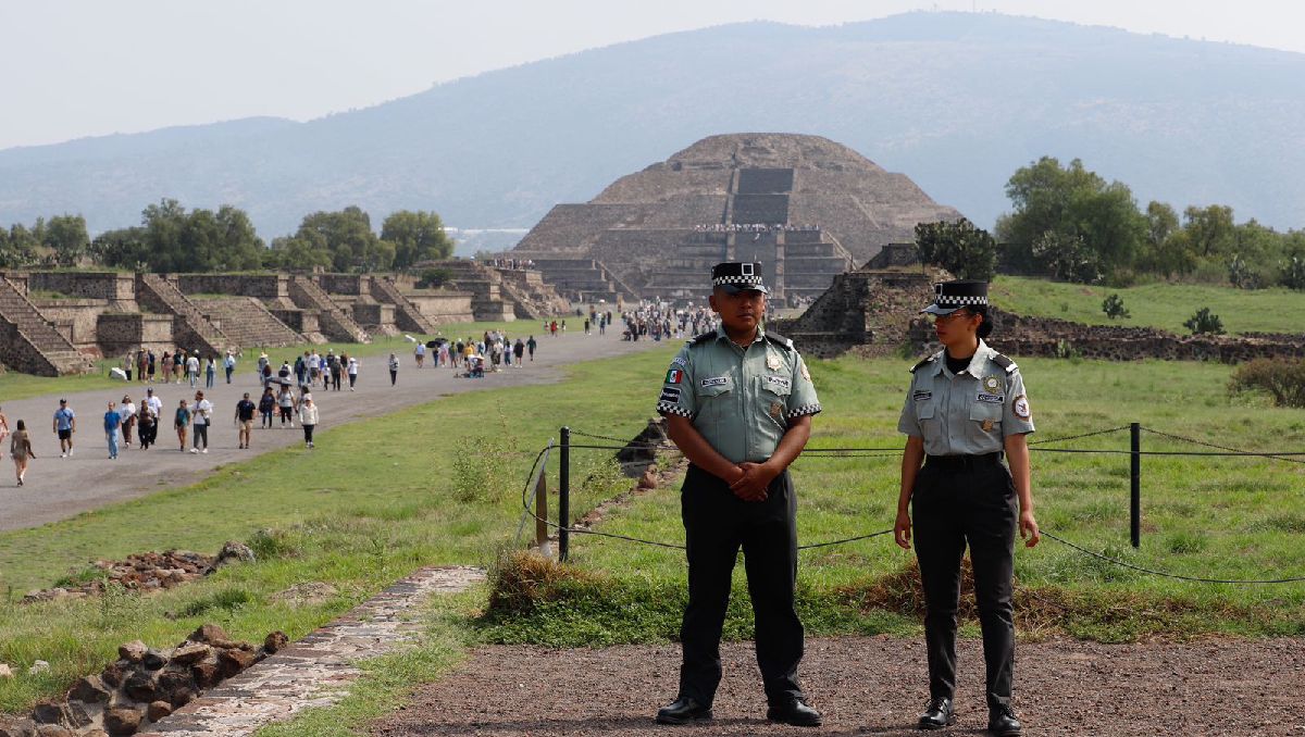 Guardia Nacional vigila zona arqueológica de Teotihuacán. | Foto: Ariana Pérez