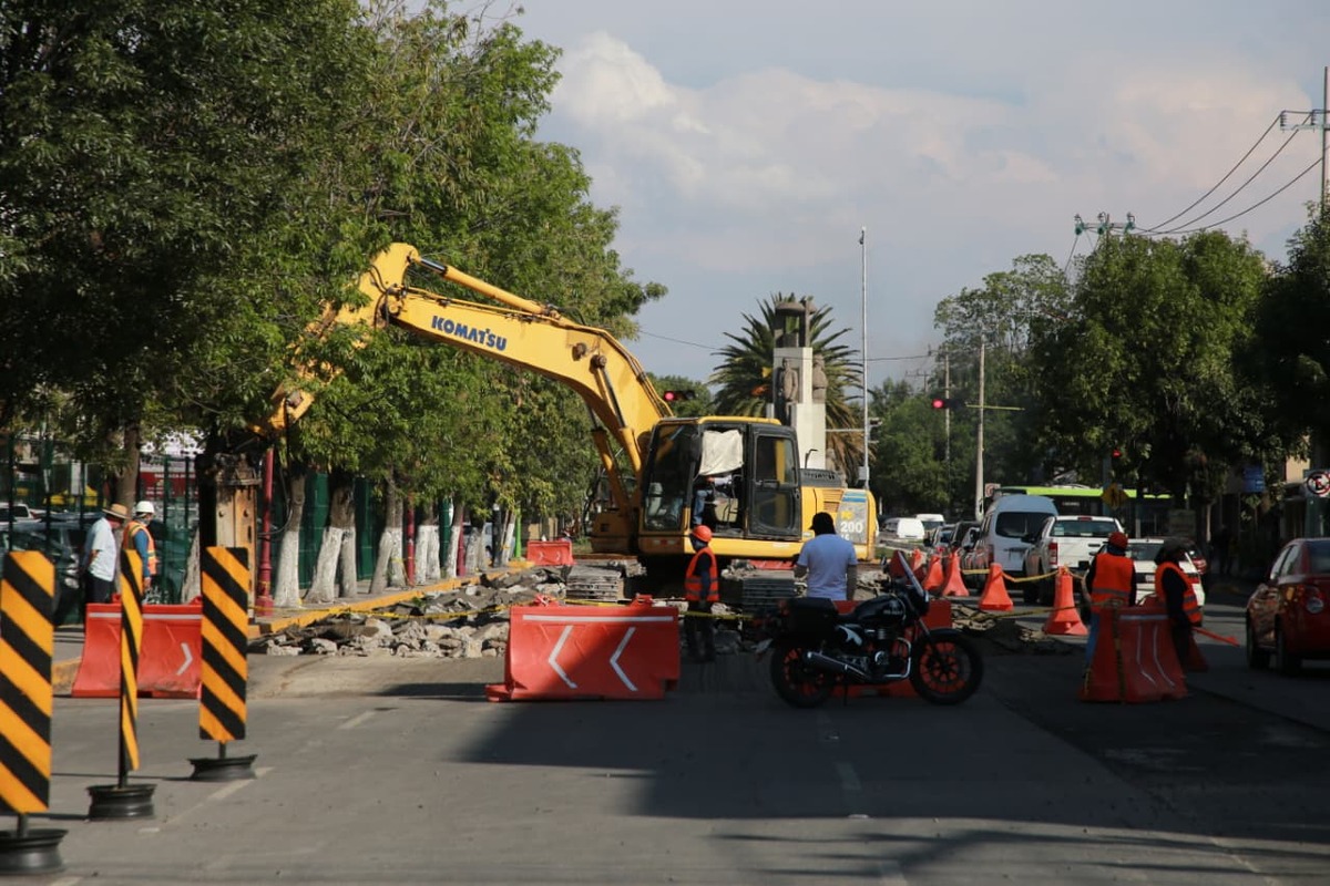Obras en avenida Madero de Pachuca. (Jorge Sánchez)
