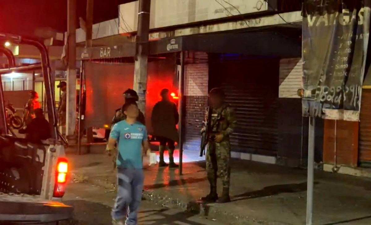 El hecho ocurrió a escasos metros de un retén policiaco instalado en el puente Cazones 1, así como de una base de la Guardia Nacional. Especial