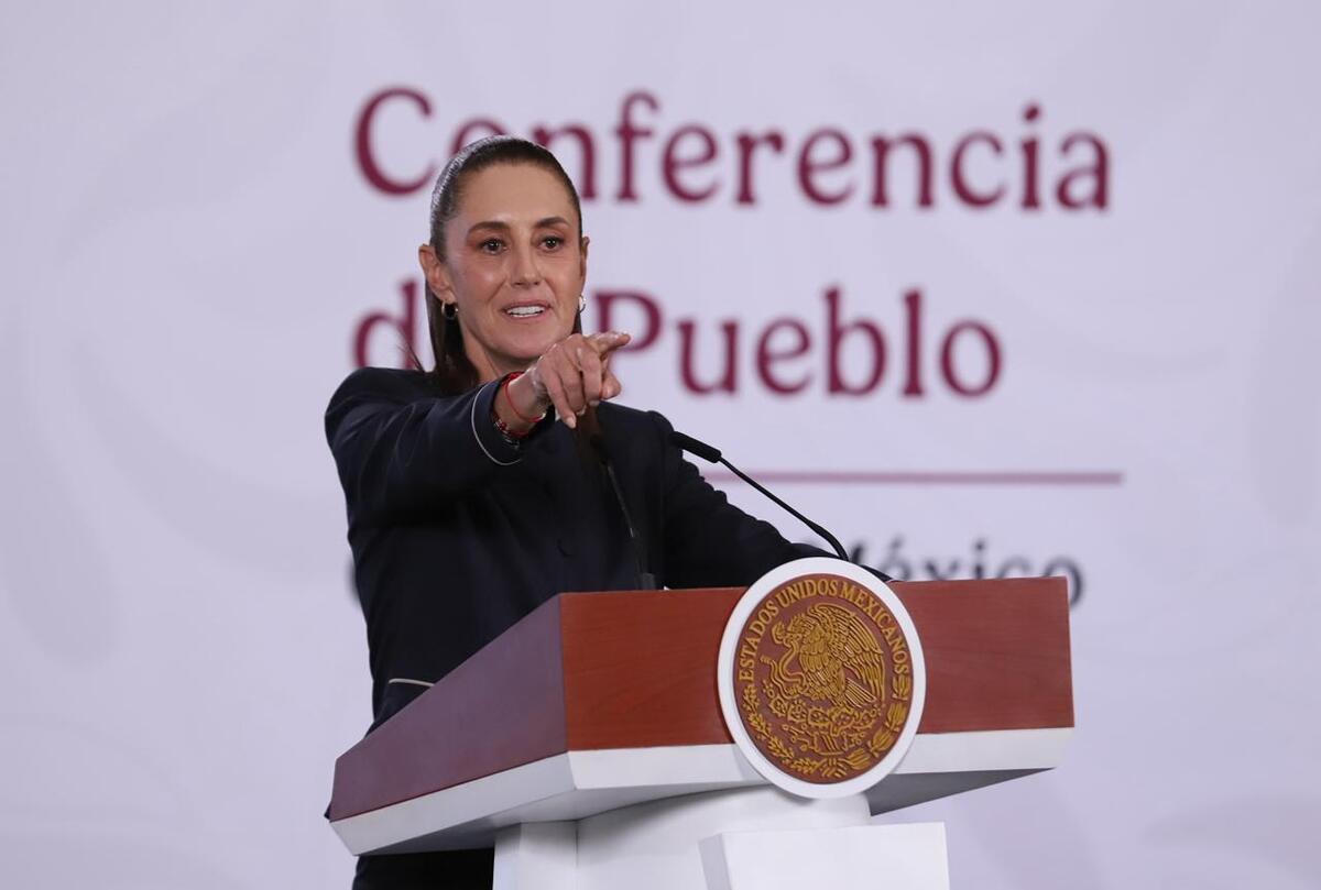 “Buenísimo trabajo”: Claudia Sheinbaum reconoce labor de Andrés López Beltrán en Morena | Octavio Hoyos