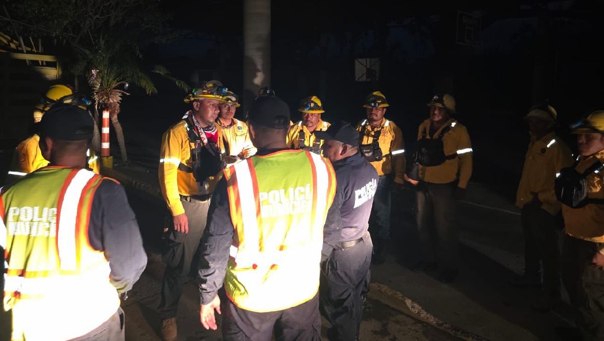 Garantizan movilidad y traslados seguros tras daños por lluvias en Ixhuatán. | Foto: Especial