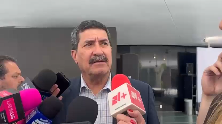 Javier Corral indicó que Inzunza le comentó que si estaría presente en la sesión del periodo extraordinario | Captura