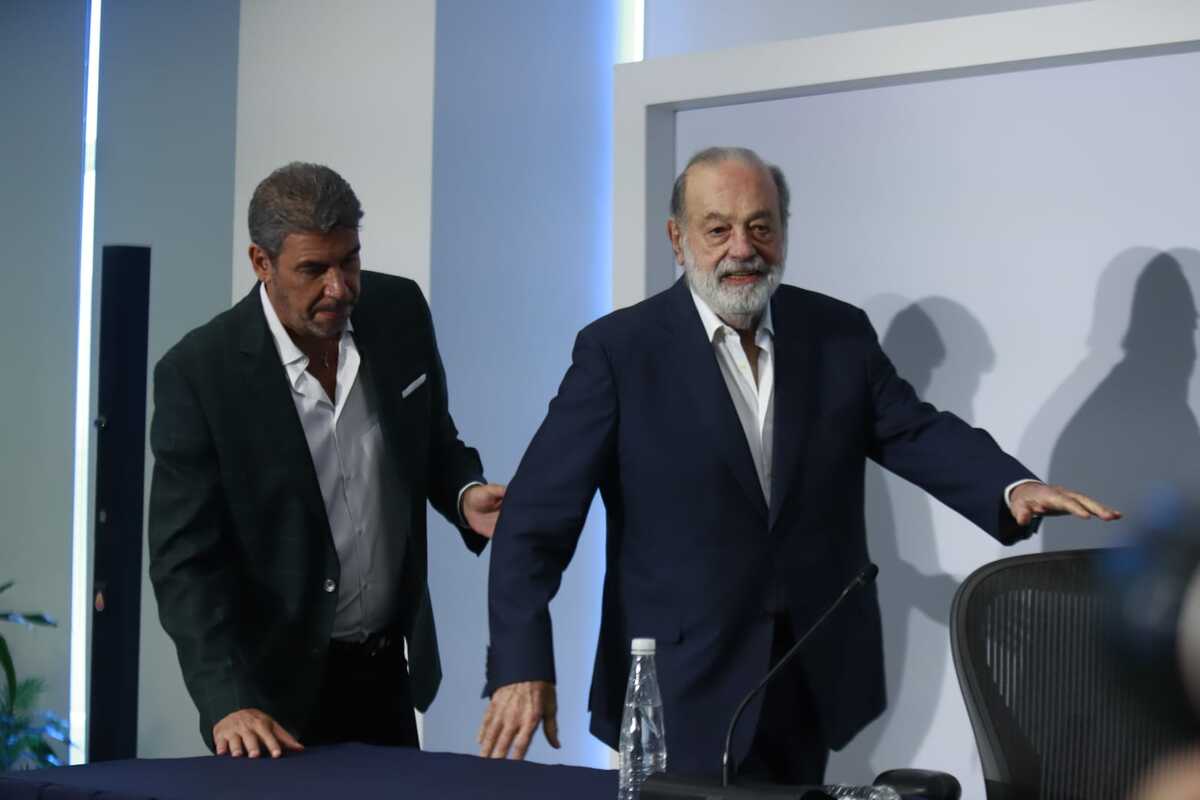 Slim reconoció que el gobierno de Sheinbaum ha logrado esfuerzos para combatir temas como la inflación. | Foto: Juan Carlos Bautista