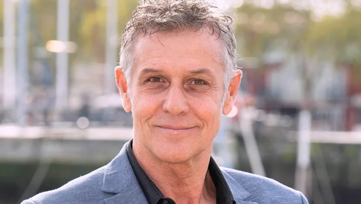 Actor Pierre Deny, de 'Emily en París'. | FOTO: Especial