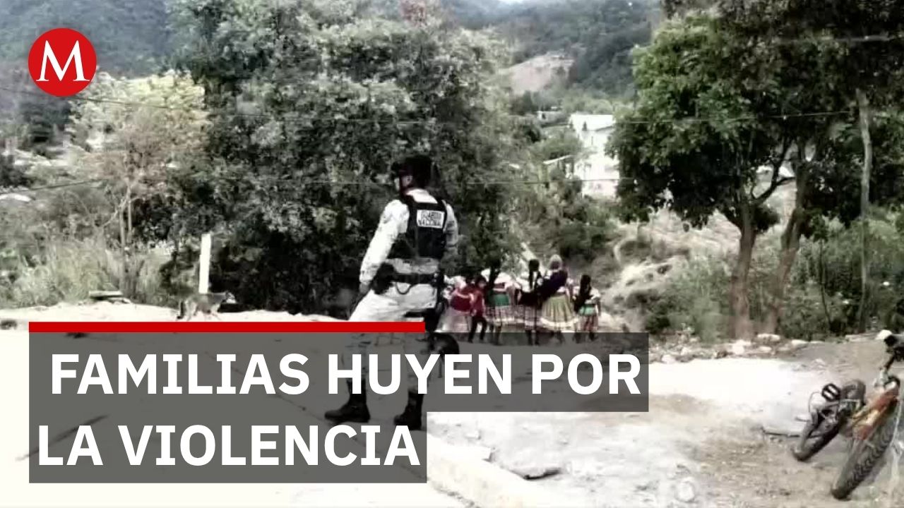 Chilapa bajo asedio: Familias enteras huyen por la violencia | La Política es Así